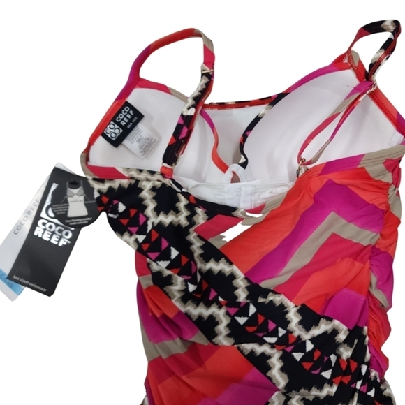 NWT Coco Reef Sunset Red Maillot One Piece 36c - Picture 5 of 11